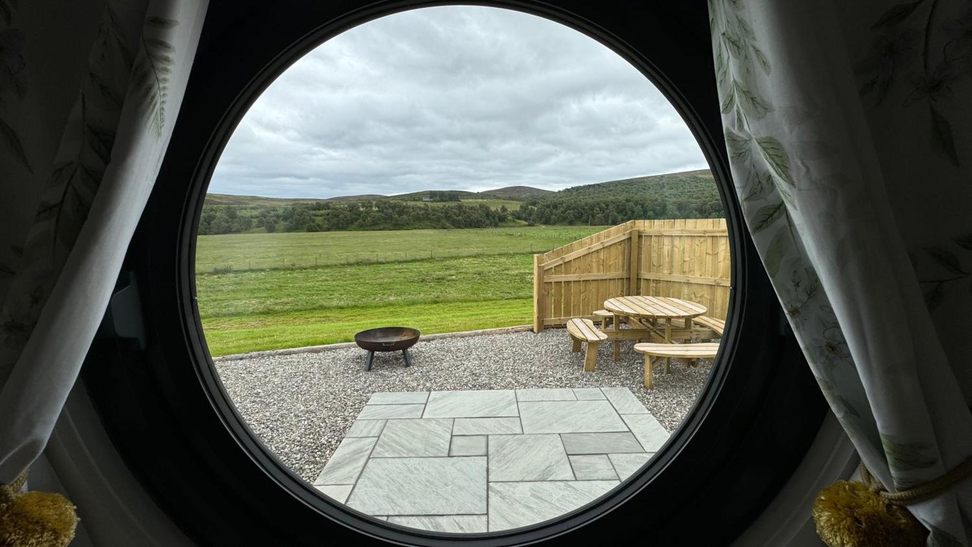 Juniper Lodges Inverness Exterior photo