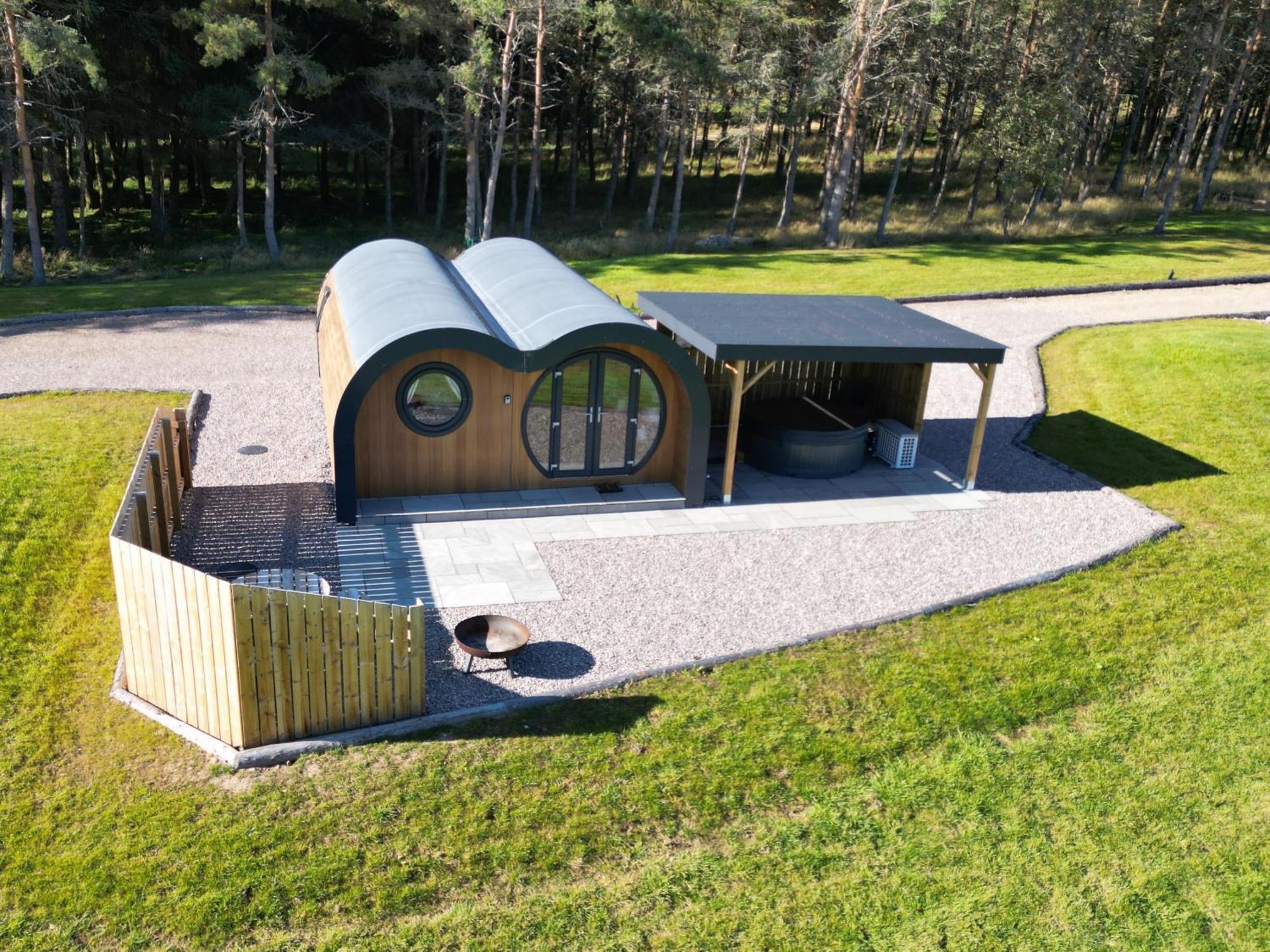 Juniper Lodges Inverness Exterior photo
